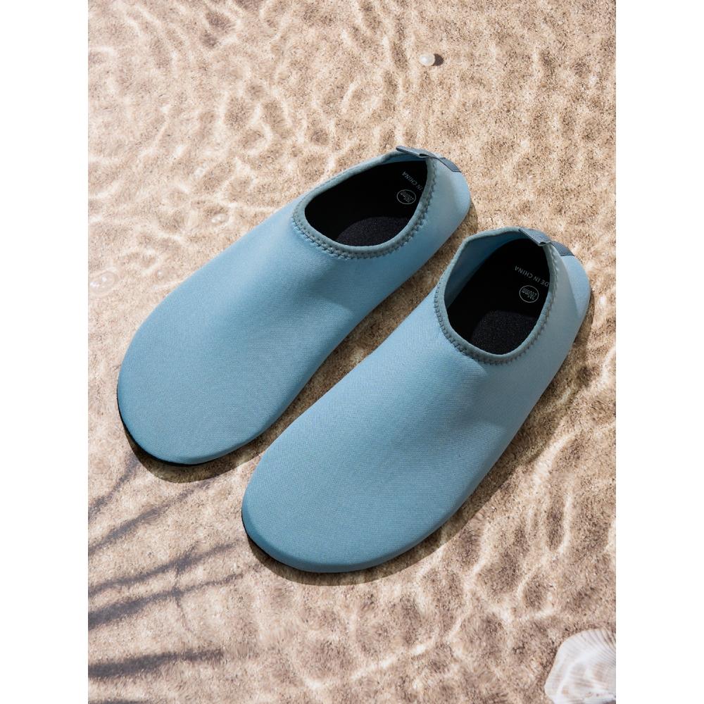 Daiso Slim Aqua Shoes 275 285 Mm Blue