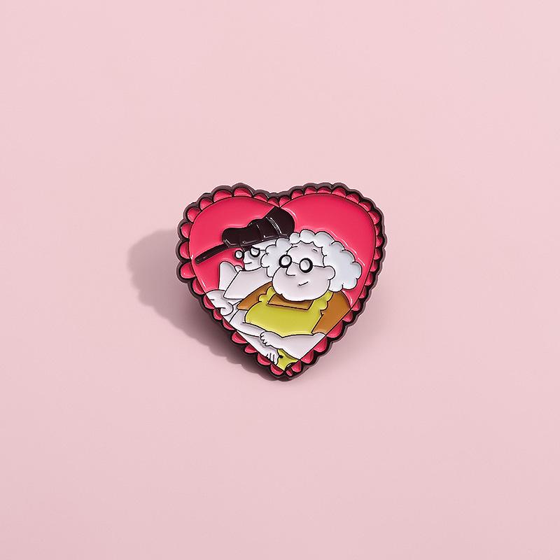 Red Heart Charming Shaped Metal Brooch Creative Cartoon Pin For Couples And Friends