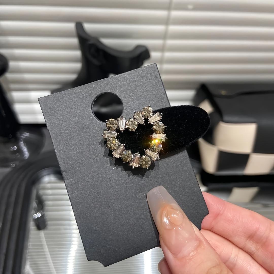 

2pcs Black Velvet Light Luxury Hair Clip with Heart-shaped Square Sparkling Diamond Decoration High-end Retro Women Daily Party