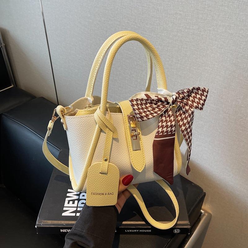 

Retro small bag women s summer versatile new fashion shoulder messenger bag portable bucket bag жёлтый