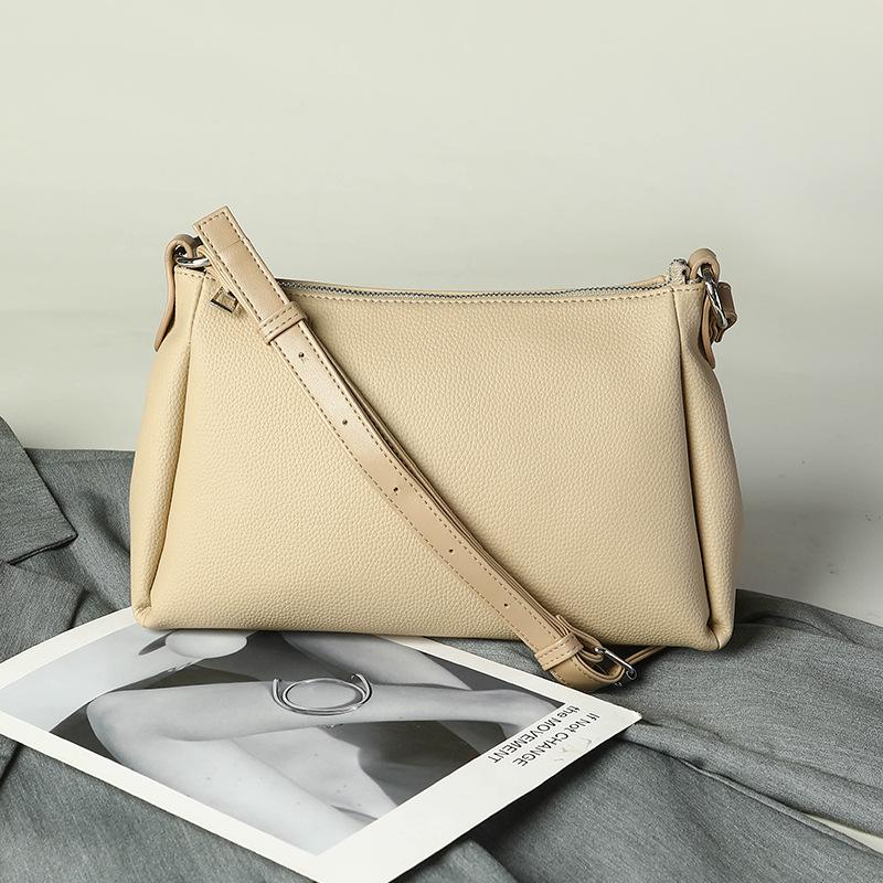 

Сумки Женские сумки Новые сумки подмышку большой вместимости Модные и стильные женские сумки мессенджеры на одно плечо Женские хаки