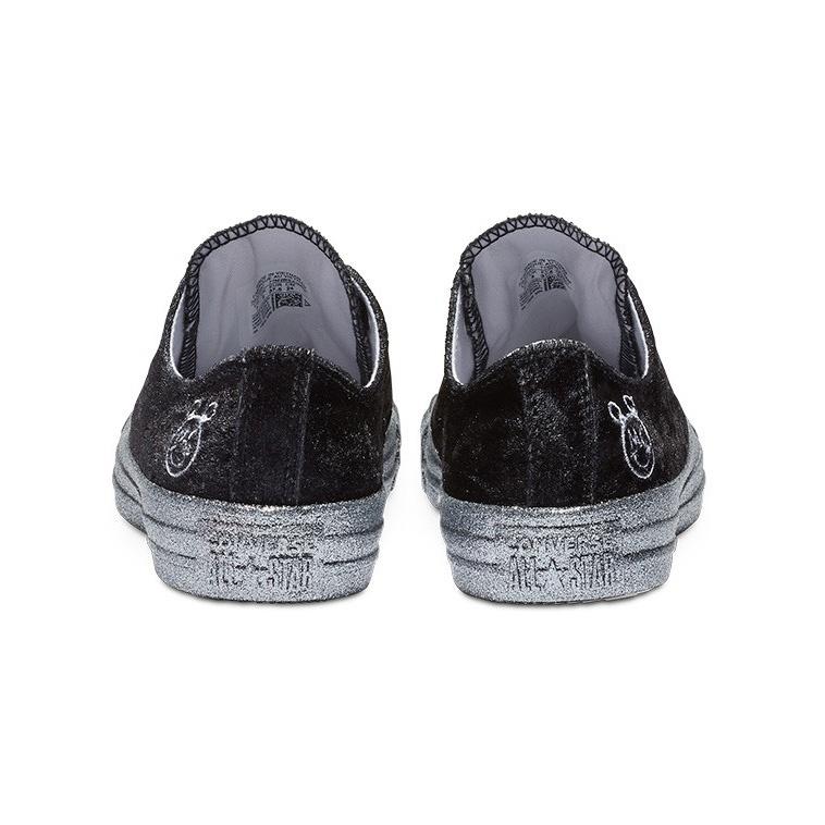 (WMNS) Converse x Miley Cyrus Chuck Taylor All Star Ox 'Black' Women's 563722C