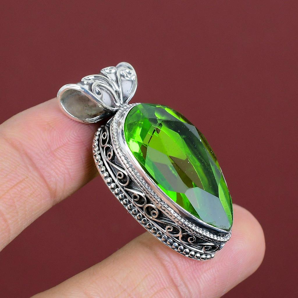 Faceted Peridot Pendant Gemstone Handmade Pendant 925 Sterling Silver Pendant Peridot Vintage Jewelry Latest Design Pendant Gifts For Friend