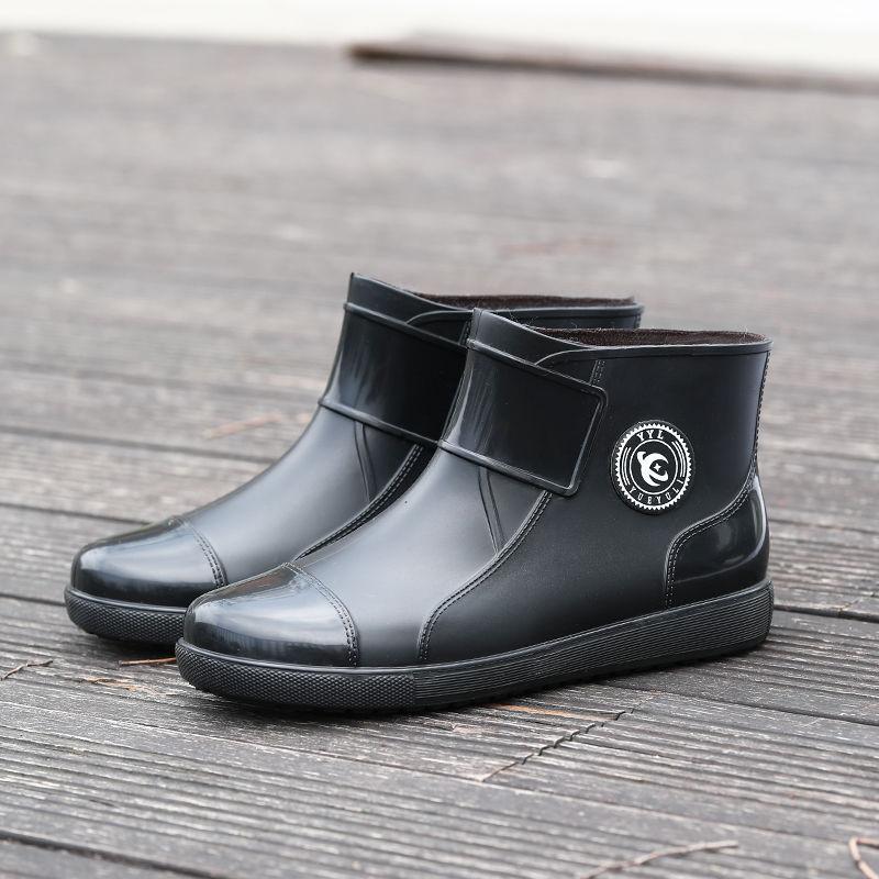 New Men's Rain Shoes Short Tube Integrated Non-slip Waterproof Men's Rain Boots Fishing Men Warm Men