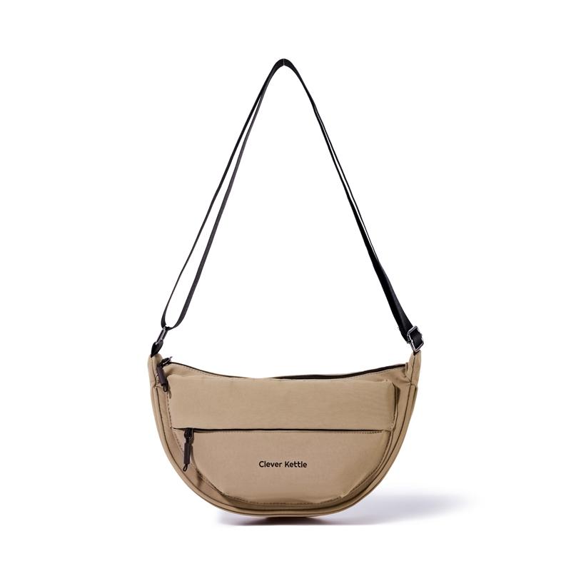 Water-repellent Multi-layer Women's Dumpling Bag Solid Color Shoulder Bag