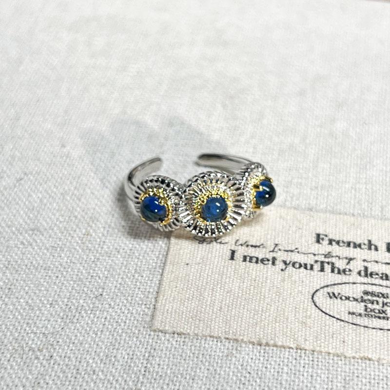 Slightly inlaid exquisite court style color sapphire blue zirconium retro two-color open ring women s light luxury high-end brushed index finger ring