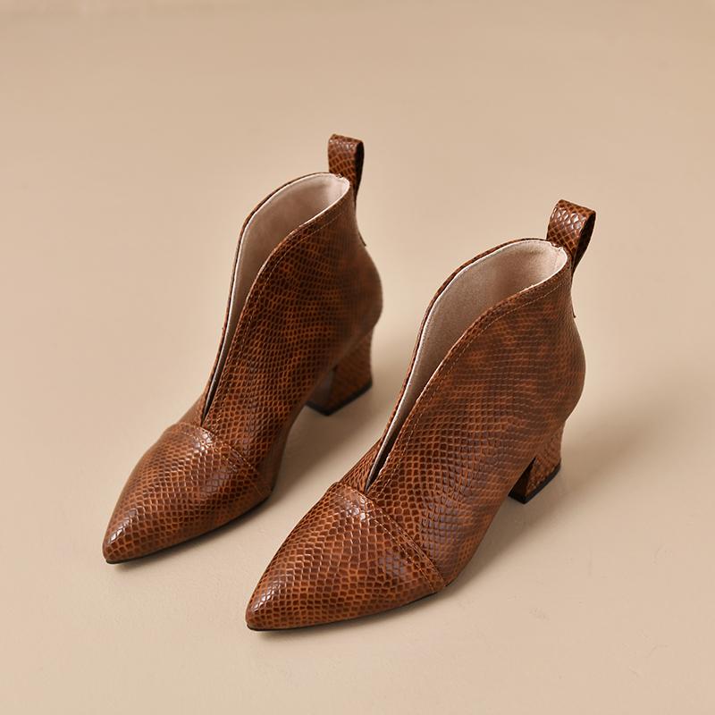 Vintage Solid Color Pointed Toe Chelsea Boots for Women Autumn Pu Leather Low Heels Cowboy Boots Woman Short BotasPlus Size 41