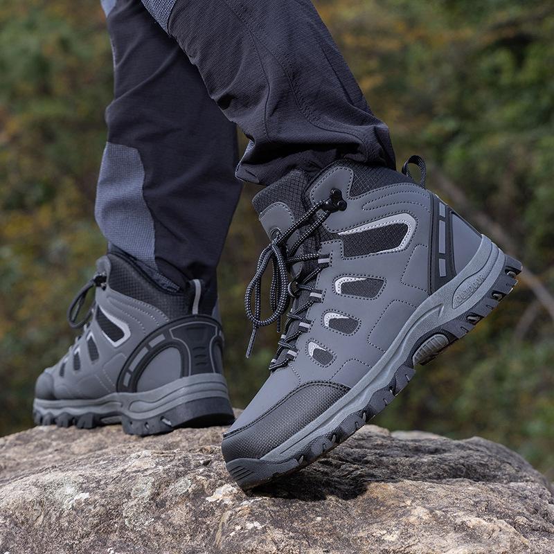 New hiking shoes four seasons hiking boots medium and high top outdoor shoes for