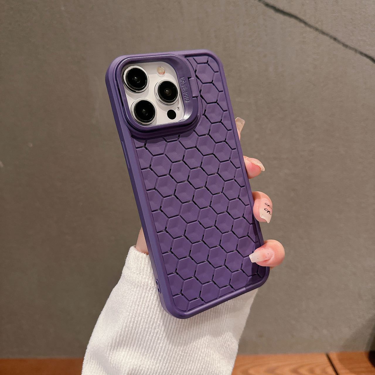 

Термомагнитный чехол подходит для iPhone15, чехол для мобильного телефона Water Cube Texture 14plus, кронштейн для объектива 13, защитный чехол iPhone 15Plus