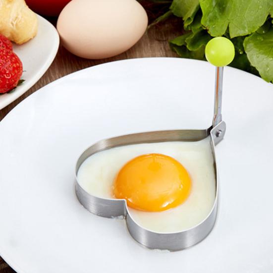Egg Shell Opener with Heart Egg Ring Handheld Kitchen Egg Tool Egg Shell Cutter for Hard Boiled Eggs Easy Cracking Peeling