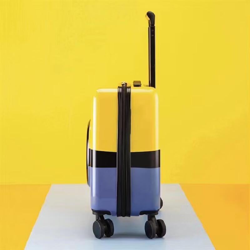 20-inch Kids Minions 3D Hardside Suitcase