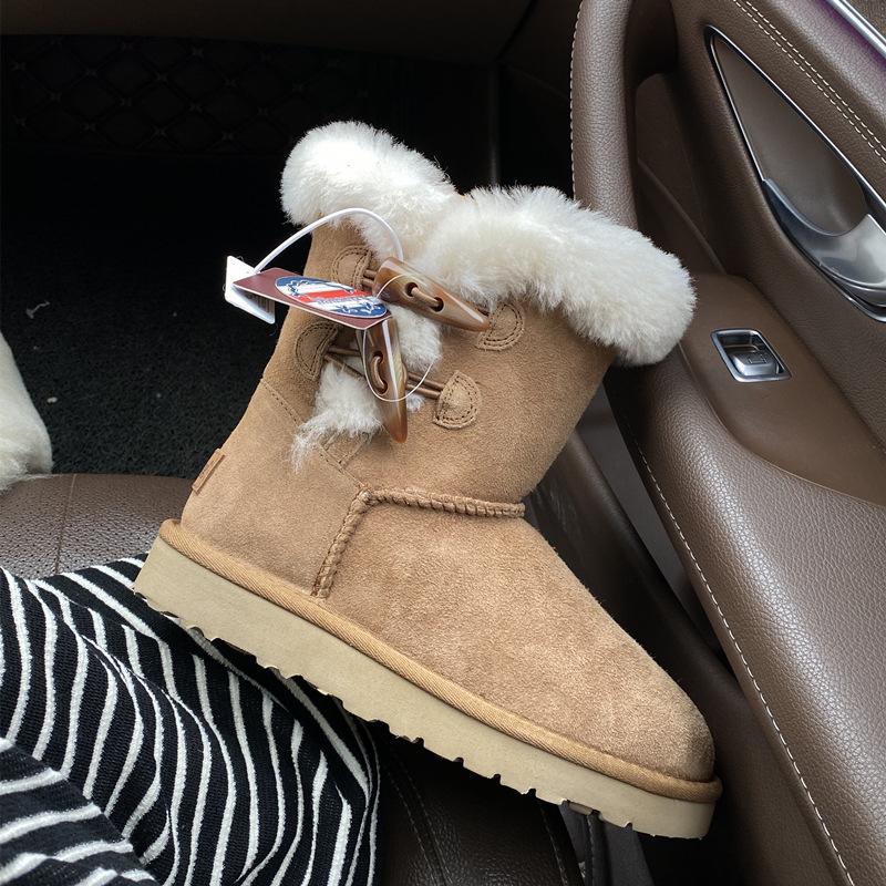 Wear thick-soled snow boots outside, women's medium tube 2025 new winter new products, piled, thickened and lightweight fur integrated cotton shoes