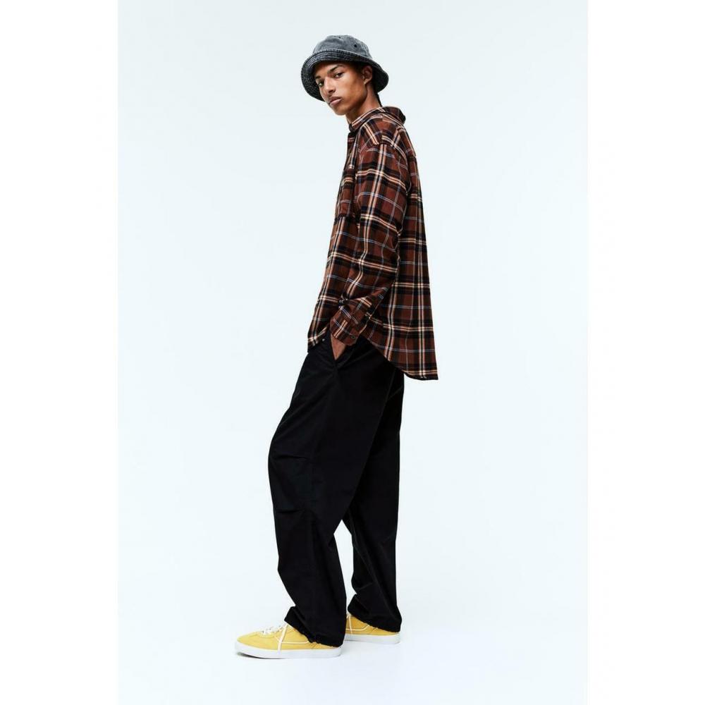

H&M свободные брюки-парашюты черные 1203621001