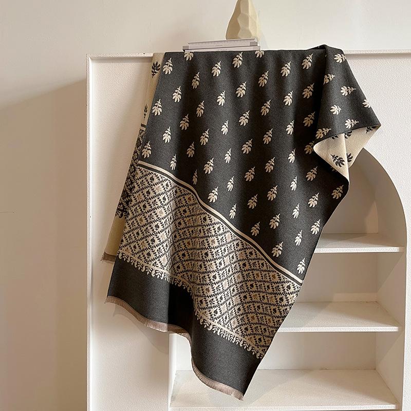 Retro Literature And Art Soft Imitation Cashmere Scarf Female Bohemian Geometry Travel Sunscreen Beach Towel Shawl