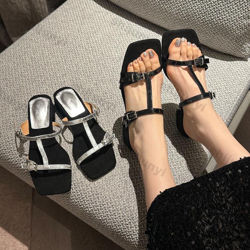 Fashion Large Size Women Shoes 2025 Summer Fashion Non Slip High Heel Slippers Outdoor Square Toe Chunky Heel Buckle Strap Women Sandals
