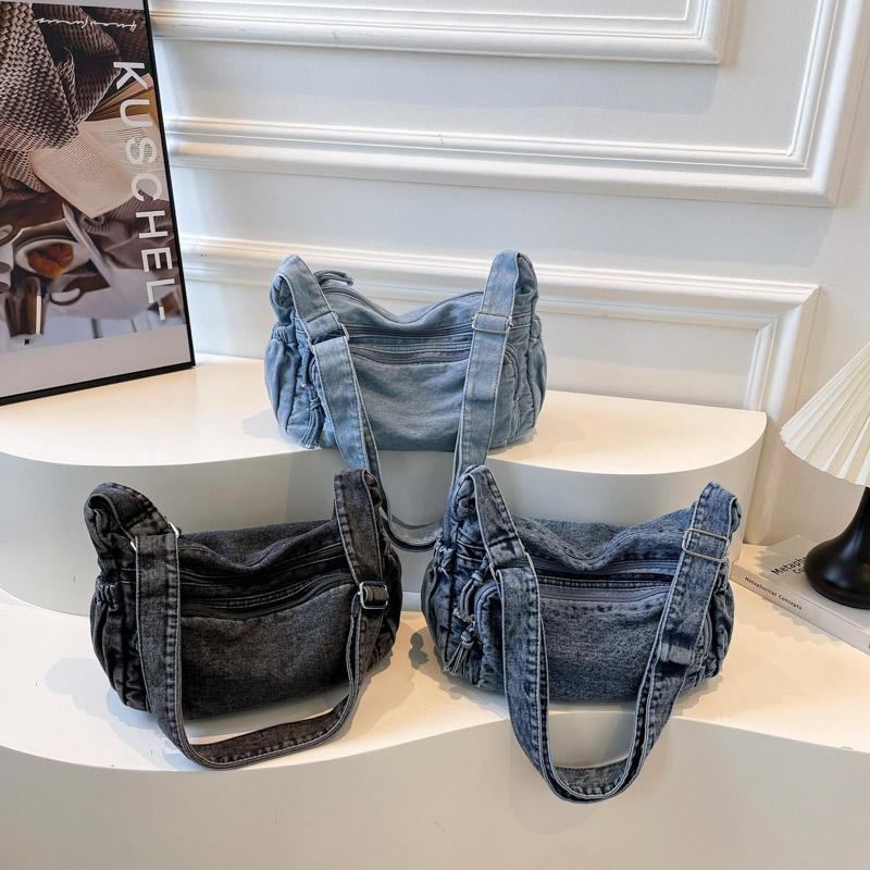 Denim Shoulder Bag Women's Crossbody Bag Commuter Large Capacity Underarm Bag