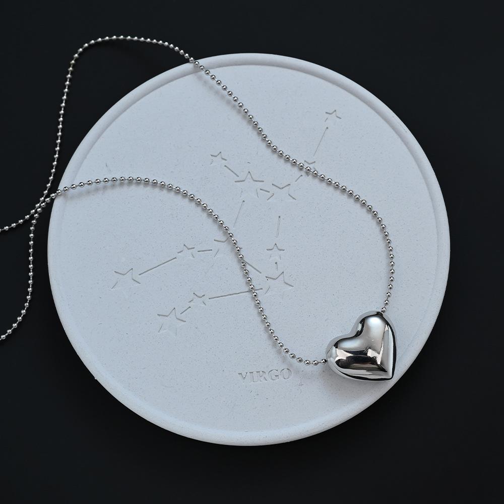 Premium Sense Light Luxury Autumn And Winter Temperament Smooth Love Necklace Heart-Shaped Round Bead Collarbone Chain Neck Chain Generation