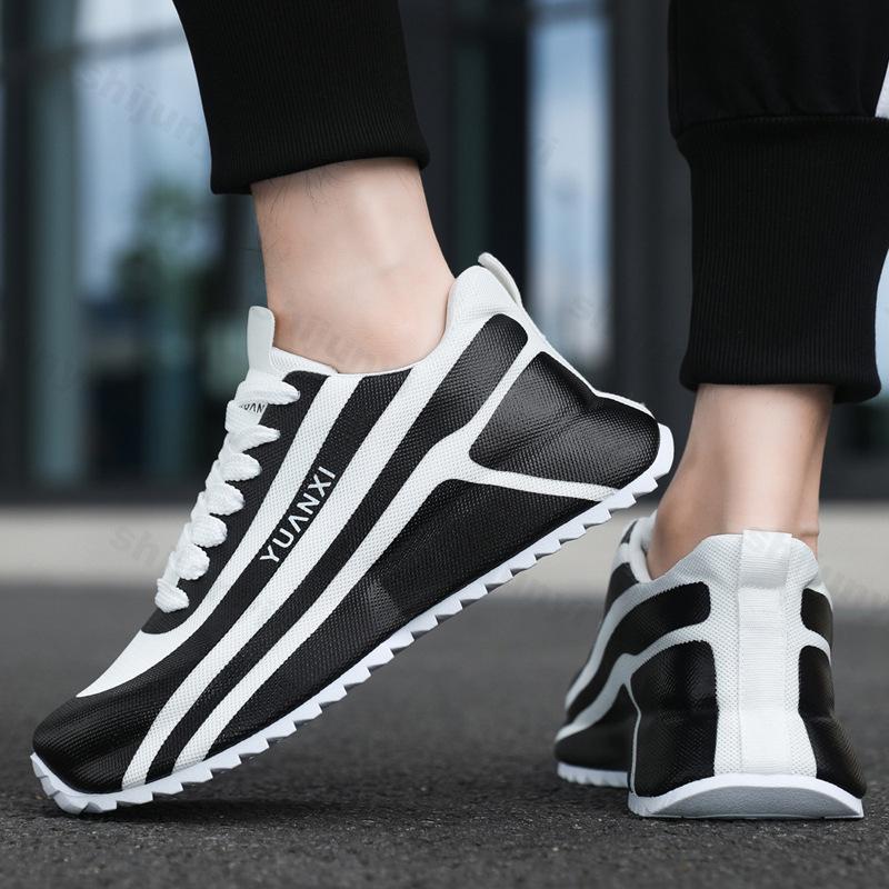 

Men s Shoes Spring Mesh Breathable Casual Shoes 2026 New Style Hollowed Out Sport Fashi Trend Comfortable Lightweight Sneakers 45 чорний