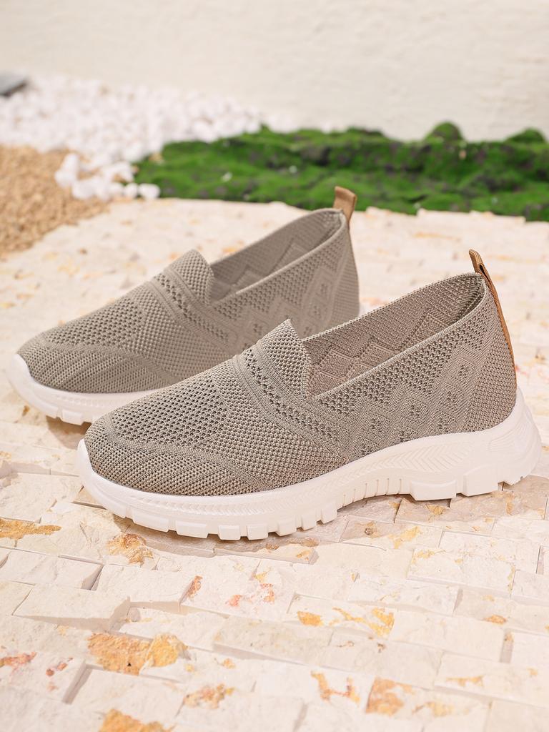 Fashion Women's Summer Shoes Mesh Breathable Sneakers Light Slip on Flat Platform New Casual Shoes Ladies Anti-slip Walking Woven Shoes