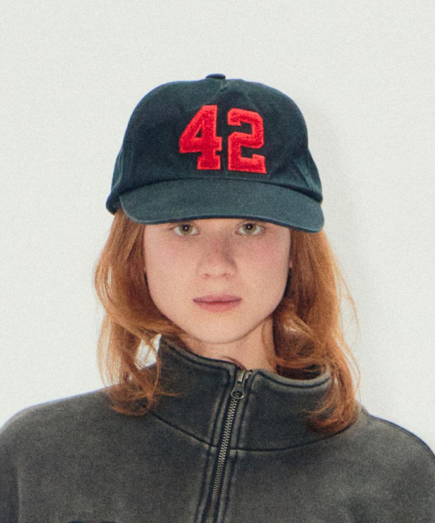 Ialtial 42 Cap Black