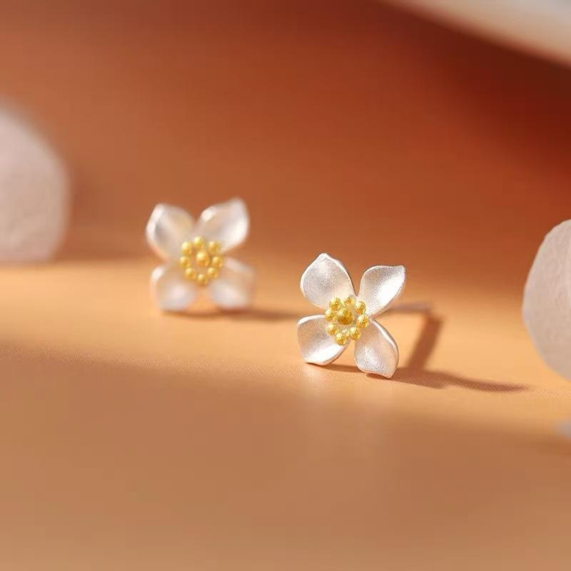 2 Piezas Exquisitos Accesorios de Lujo Ligero Mini Pendientes de Botón de Flor de Planta Mate Para Mujeres Joyería Fina Clásica