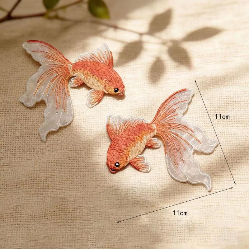 2Pcs Multi-Color Goldfish Embroidery Patches Fabric For T-Shirt Bags Hats Accessories Diy Iron On Stickers Repair