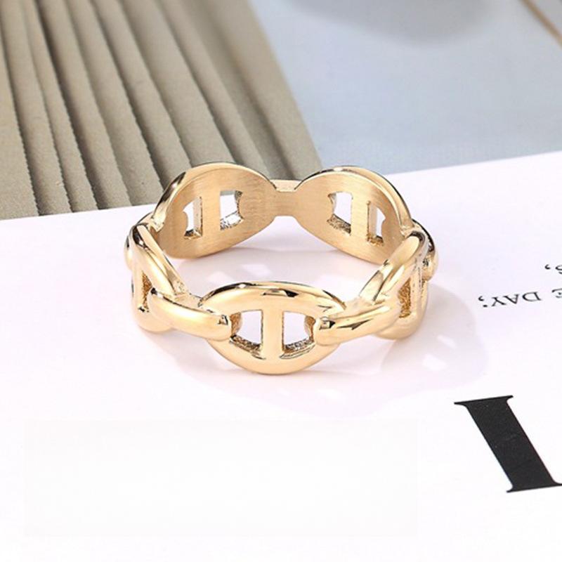 Nischen Schweinenasenring Titanstahl Galvanisieren Fortgeschrittener Sinn Ring Verblasst Nicht Accessoires Frauen