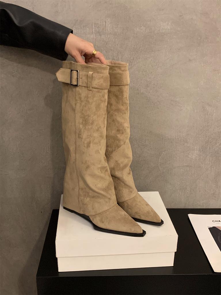 Kilklack Högklack Spetsiga Mocka Pile Stövlar Medium Riddarstövlar Damskor 2025 Vinter Skinny Långa Stövlar