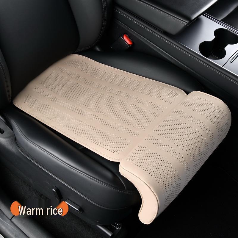 Universales Leder-Autositzkissen mit Beinstütze – Perforiert, Atmungsaktiv, Ganzjahresdesign