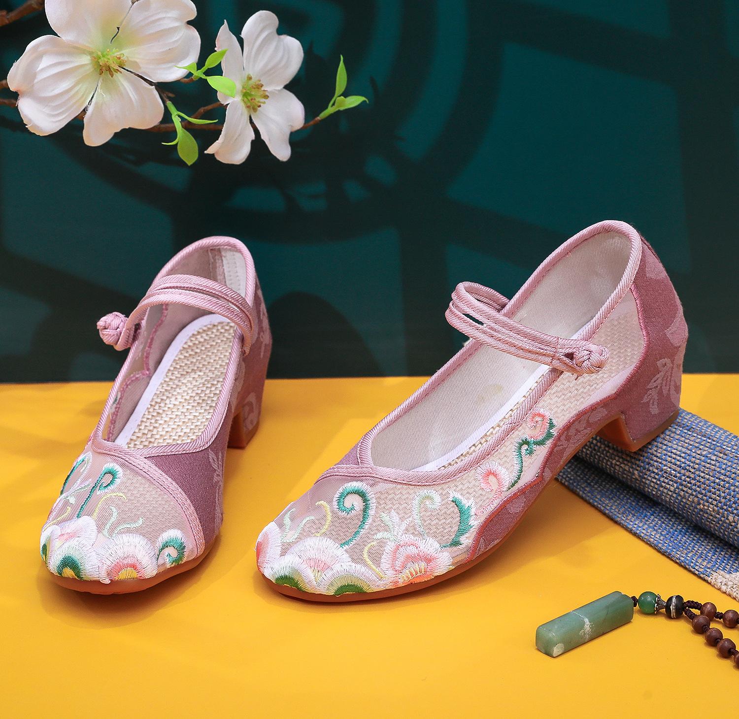 

Сетчатые туфли Fangdian, новые туфли на квадратном каблуке с туфлями ципао Ханфу, одинарные туфли в этническом стиле, вышитые туфли 40 розовый