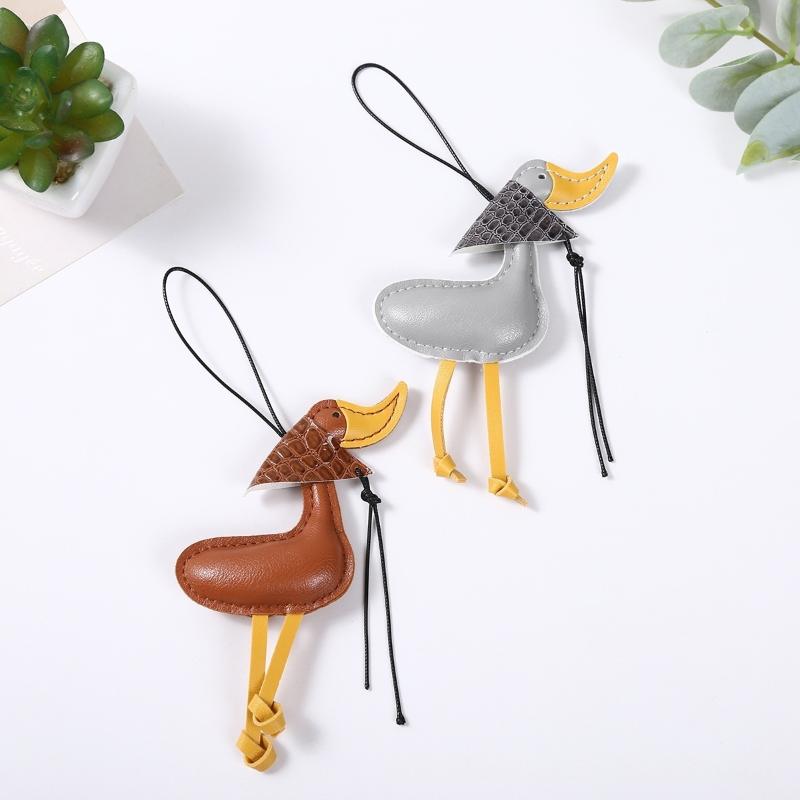 Creative Cute Scarf Duck Car Keychain Pu Leather Bag Pendant Decoration Couple Hanging Gift Accessories