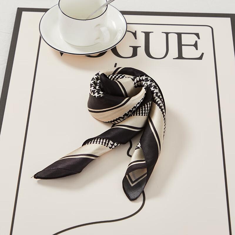 Hengyuanxiang Silk Scarf