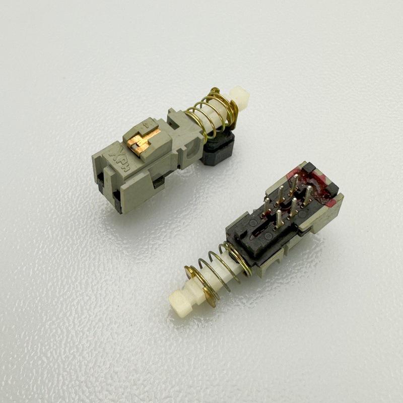 XPH Self-Locking Adjustable Power Switch with Lock Button, 6-Pin Double Row for TV, Keyboard, and Amplifier
