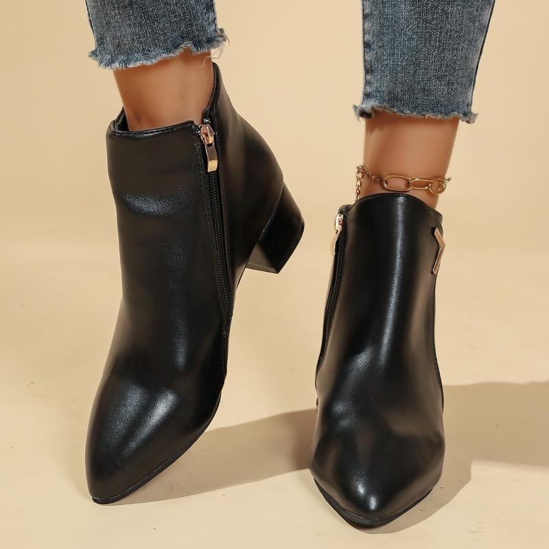 Classic Medium Heel Pu Ankle Boots Women 2025 Winter Metal Decoration Pointed Toe Chelsea Boots Winter Driving Shoes Plus Size