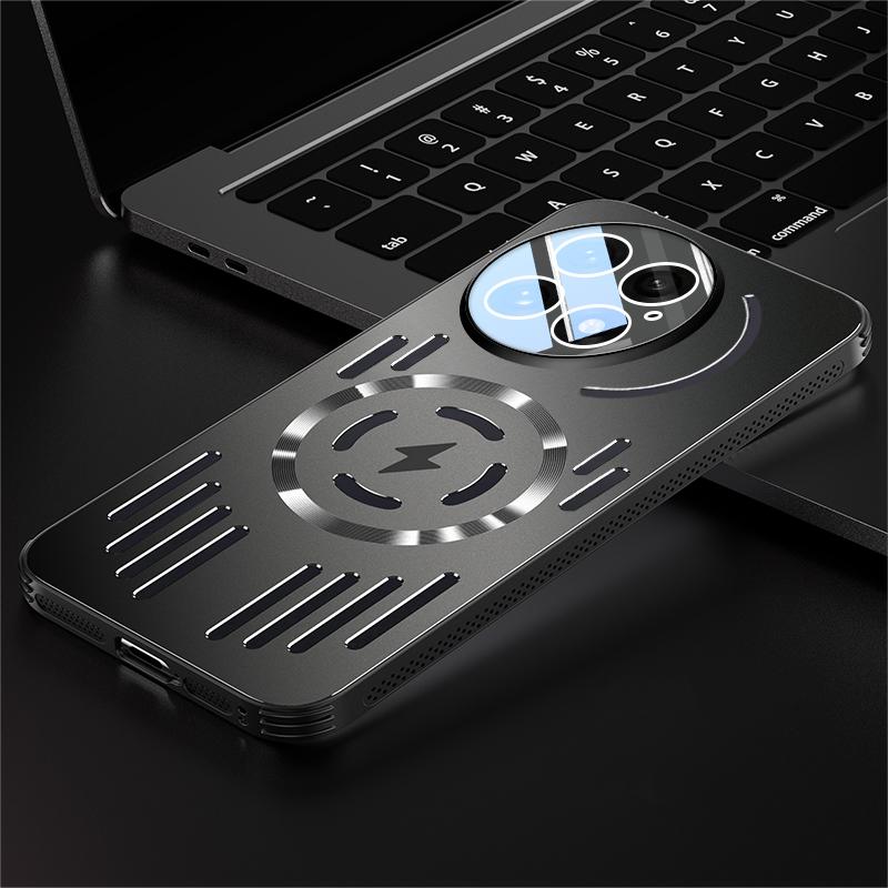 

Жесткий металлический чехол для отвода тепла с магнитной беспроводной зарядкой для OnePlus 13 13R 12 One Plus 13 Крутой защитный чехол на заднюю панель For Oneplus 13 чёрный