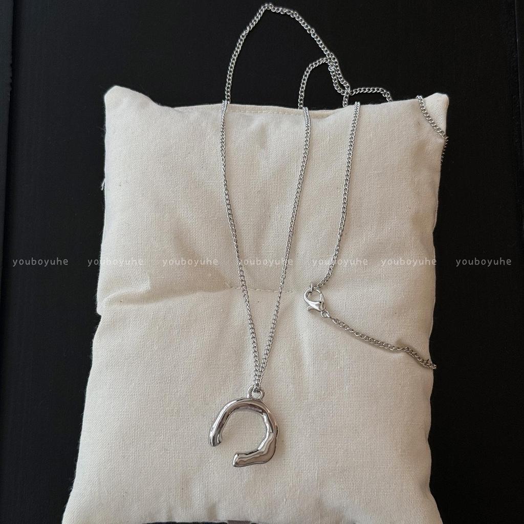 Koreanische Silber Geometrischer Anhänger Lange Halskette - Vielseitige Alltags-Pulloverkette für Frauen