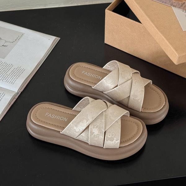 Fashion Shoes Woman's Slippers Slides Platform 2025 Flat Scandals Shoes Ladies' Slippers Slipers Women Platform 2025 Flat Scandals
