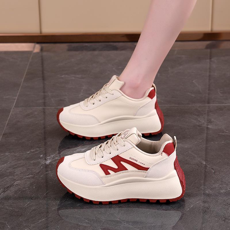 2025 Spring New Fashion Thick Sole Heightening Trend Letter Versatile Women's Casual Shoes Sports Board Shoes Women 2513