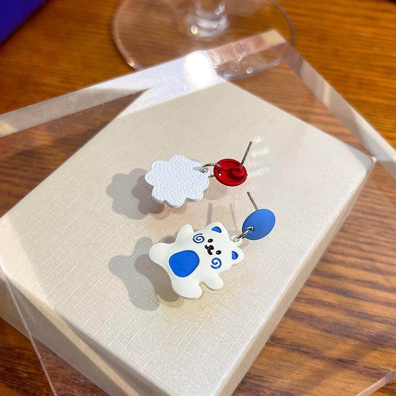Japanese Cute Dripping Oil Flower Bear Color Matching Earrings Simple Niche Design Earrings Women