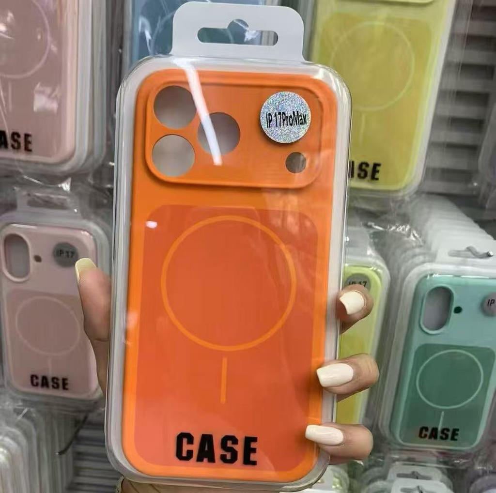 iPhone 17 Pro Max Liquid Silicone Magnetic Color-blocking Thin Protective Case