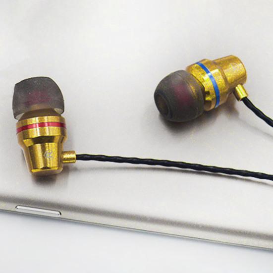Wired Headphones Heavy Bass In-ear Headphone Noise-Cancelling Smart Wire Control Sports Music High Clarity Wired Gaming Earbuds