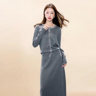Conjunto de 2 piezas de punto floral Sancai para mujer talla grande