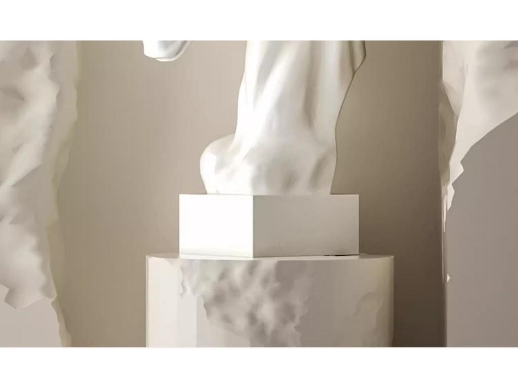 Pre-owned Resin Horse Head Figurine for Elegant Home or Office Display