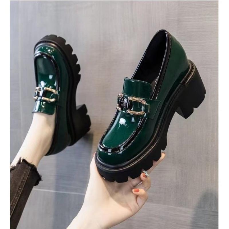 Fashion New Spring and Autumn Fashion British Style Women's Thick Soled High Heels Metal Decorative Single Shoes
