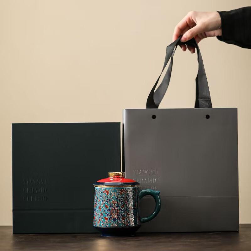 Jun Seventeen CH Palace Style Ceramic Mug with Lid 1 Piece