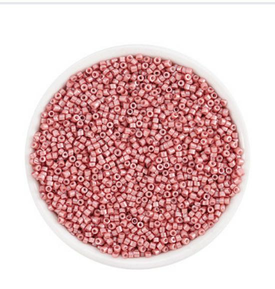 Handgefertigtes DIY Saatperlen-Set: 25 Farben, 2 mm, 1800 Stück, Röhrenzubehör