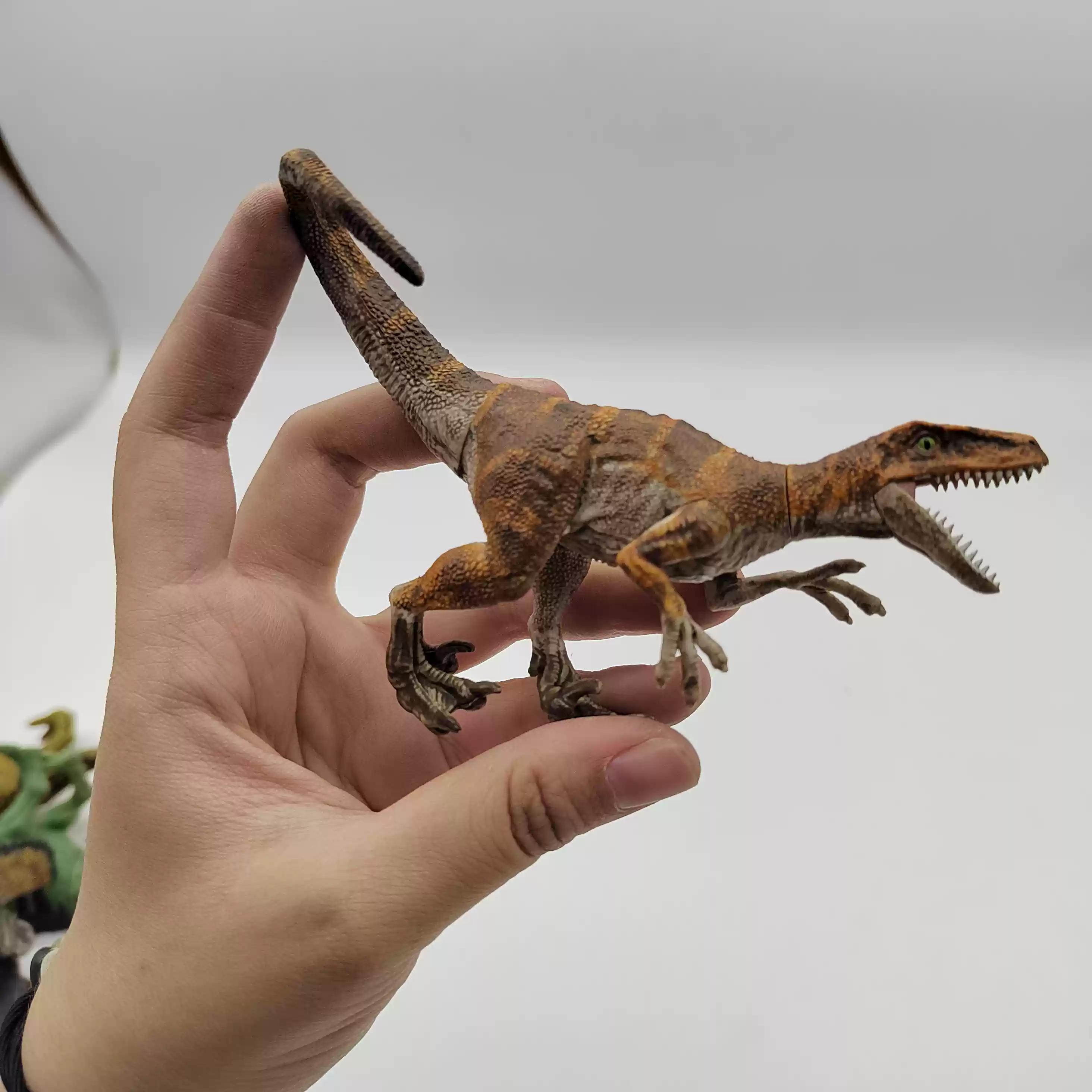 

Mini Dinosaur Toy Set - Realistic T-Rex Pterodactyl Movable Animal Model For Kids