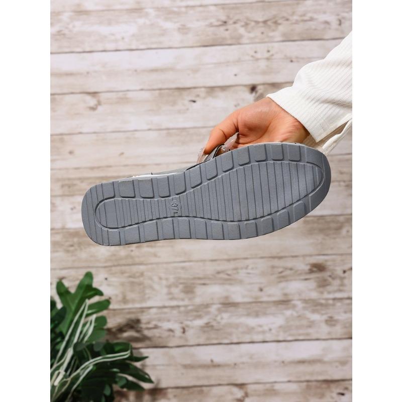 Damen Übergröße Neue Sommer Leichte Ausgeschnittene Dicksohlige Klett-Sandalen