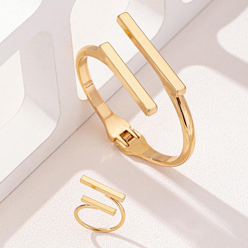 Fashion Creative Square Open Adjustable Bracelet Ring Set