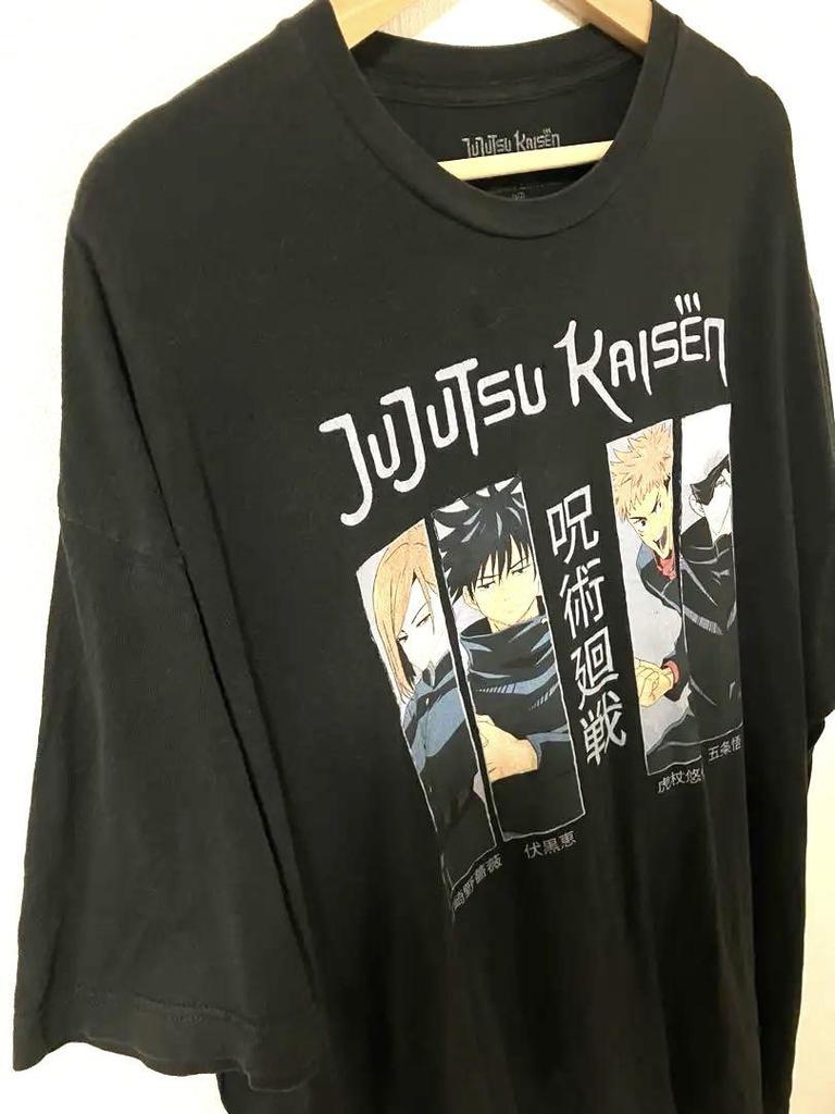 [USED] Jujutsu Kaisen anime character T-shirt, size 3XL